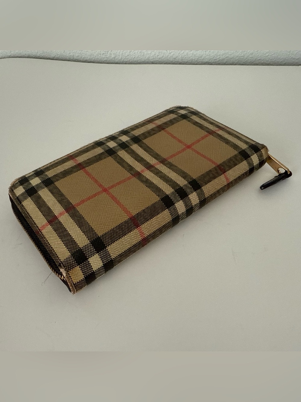 Burberry Nova Check Zip Around Wallet - Picture 6 of 16